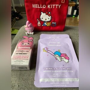 NEW Hello Kitty and Friends 5 piece skincare and lip balm Gift set